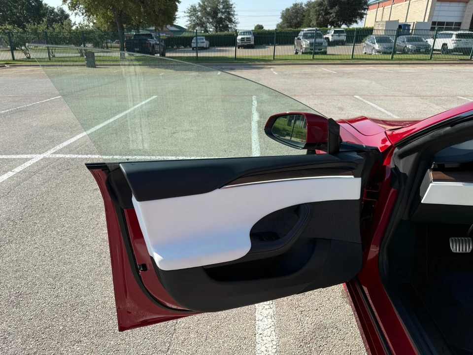 2022 Tesla Model S - Image 21 of 21