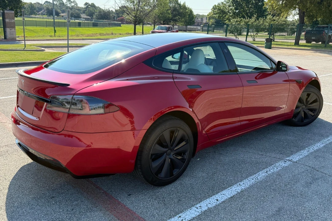 2022 Tesla Model S - Image 4 of 21