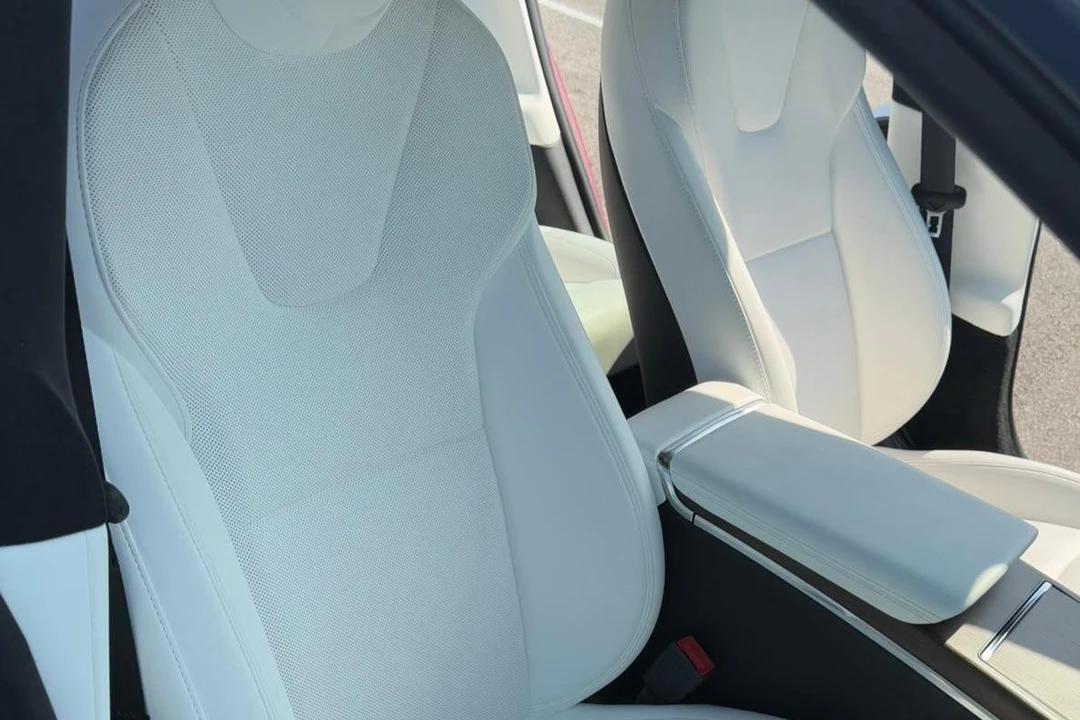 2022 Tesla Model S - Image 7 of 21
