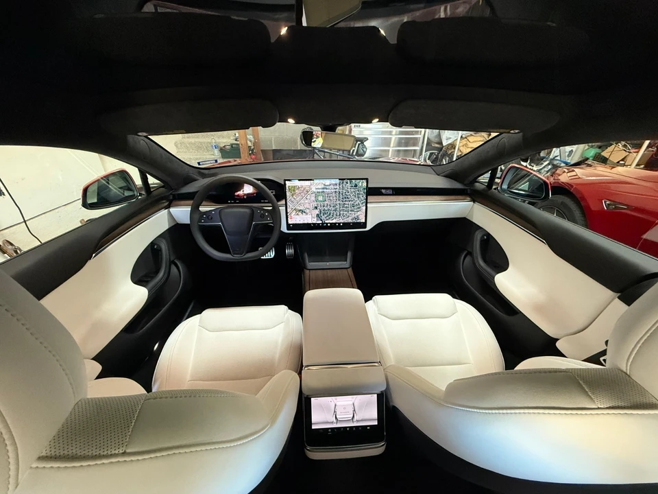 2022 Tesla Model S - Image 19 of 21
