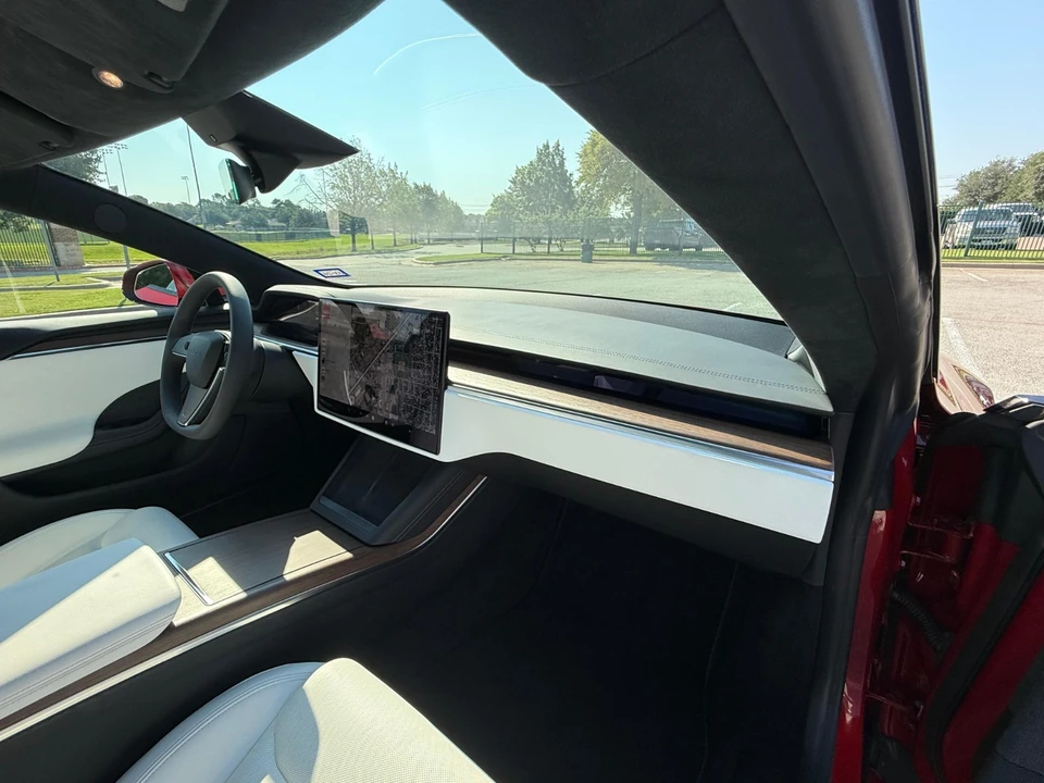 2022 Tesla Model S - Image 20 of 21