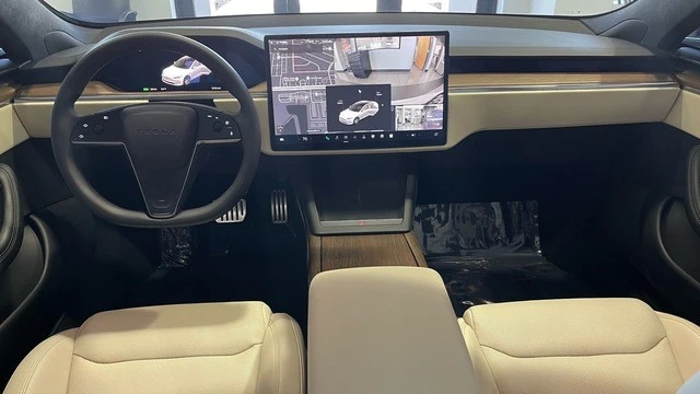 2022 Tesla Model S - Image 30 of 31