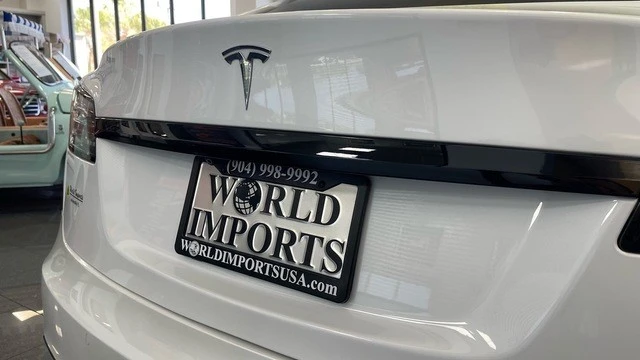 2022 Tesla Model S - Image 18 of 31