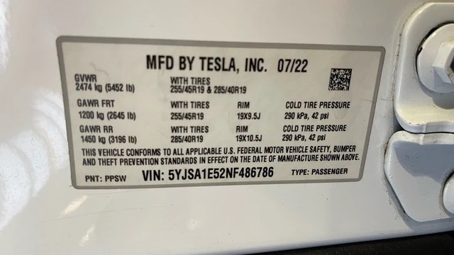 2022 Tesla Model S - Image 20 of 31