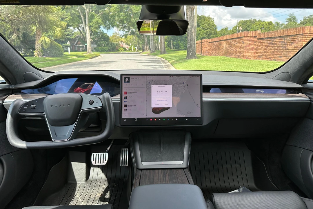 2022 Tesla Model S - Image 30 of 31