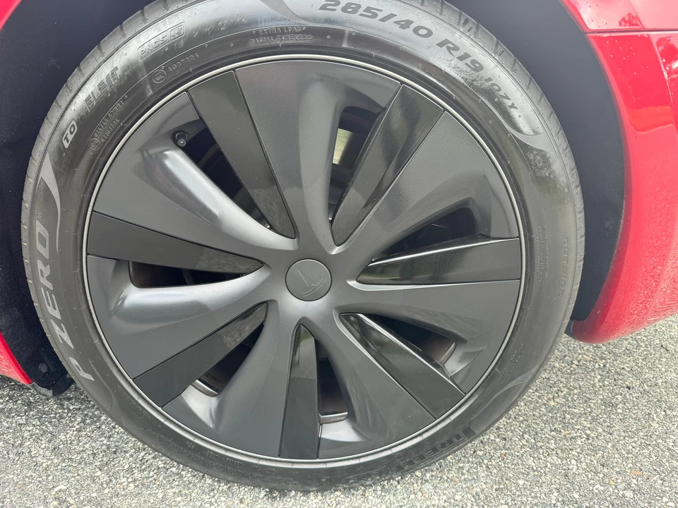 2022 Tesla Model S - Image 27 of 31