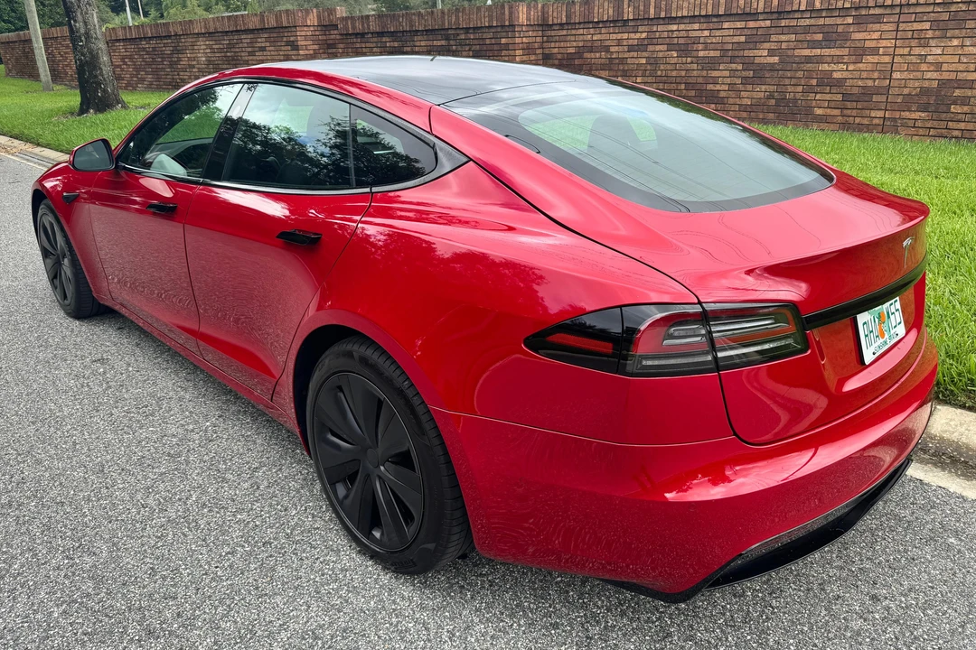 2022 Tesla Model S - Image 4 of 31
