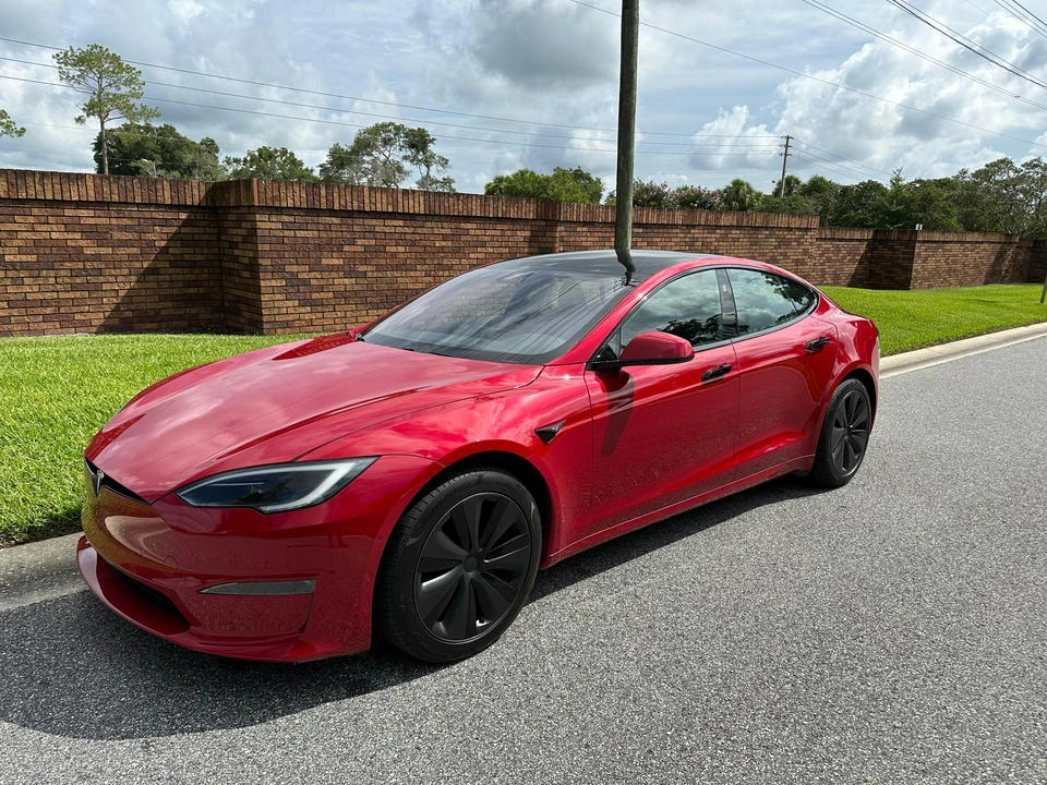 2022 Tesla Model S - Image 6 of 31