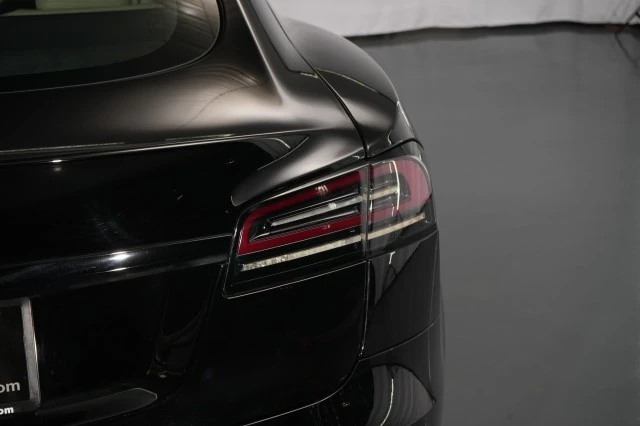 2022 Tesla Model S - Image 14 of 21