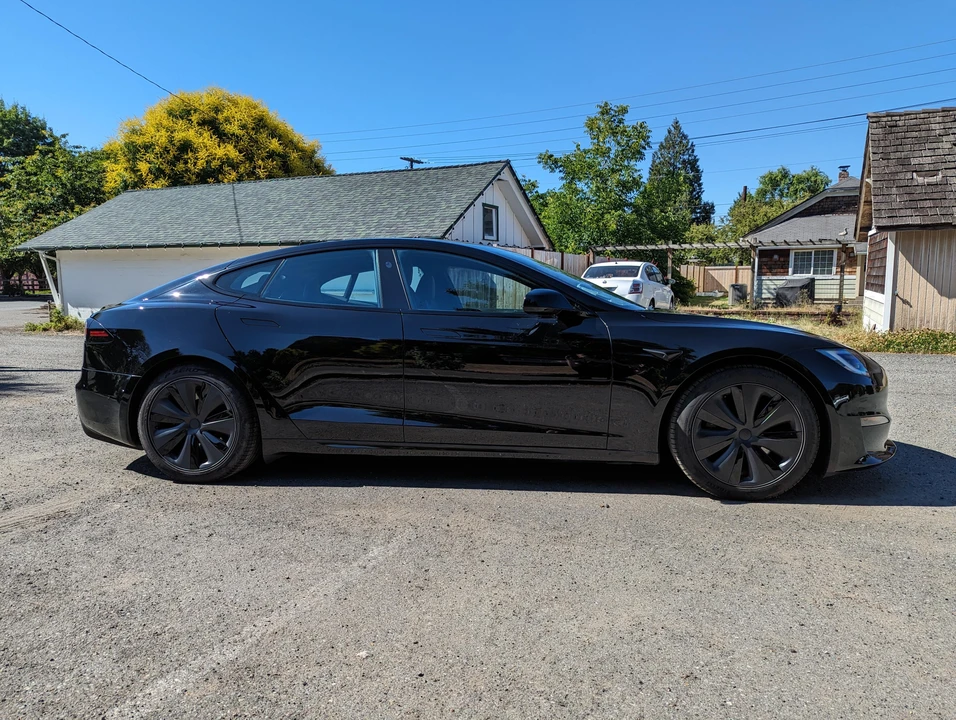 2022 Tesla Model S - Image 23 of 31