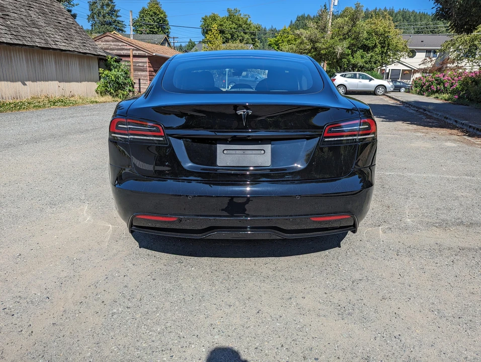 2022 Tesla Model S - Image 19 of 31