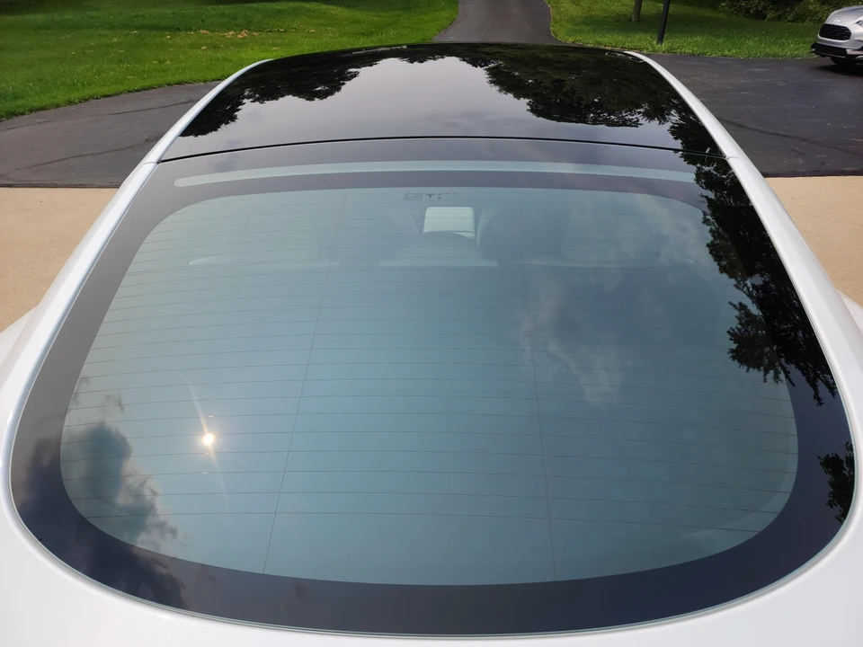 2022 Tesla Model S - Image 27 of 31