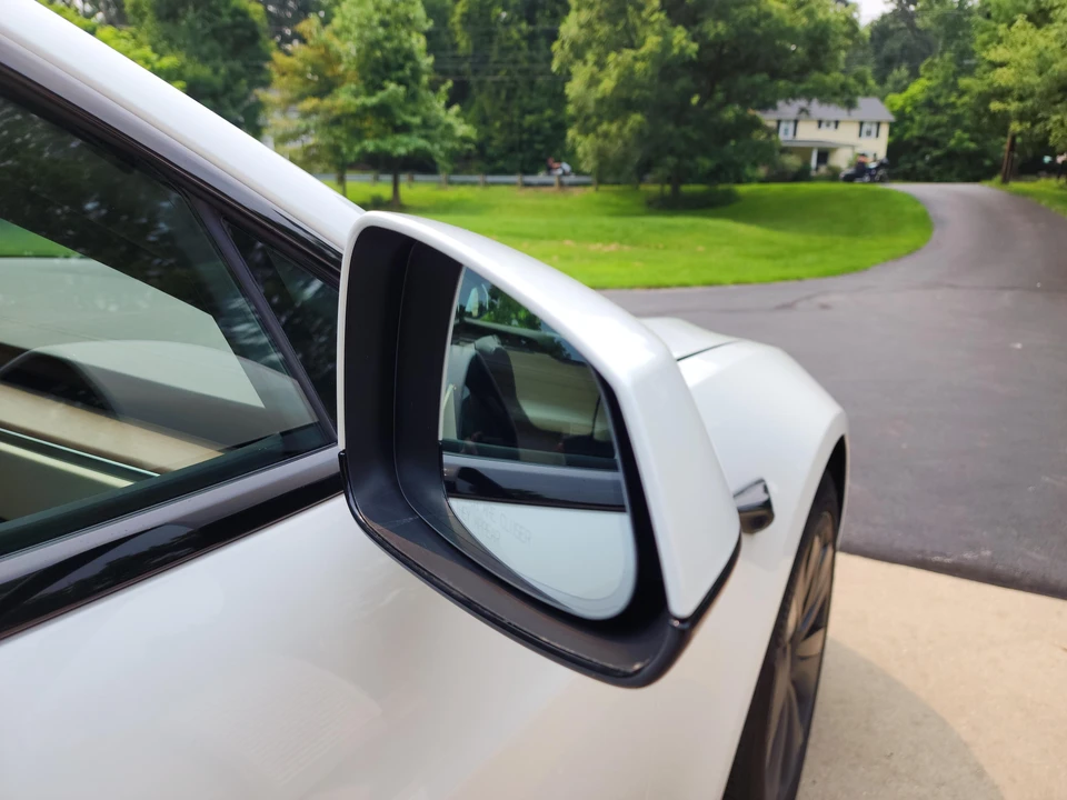 2022 Tesla Model S - Image 31 of 31