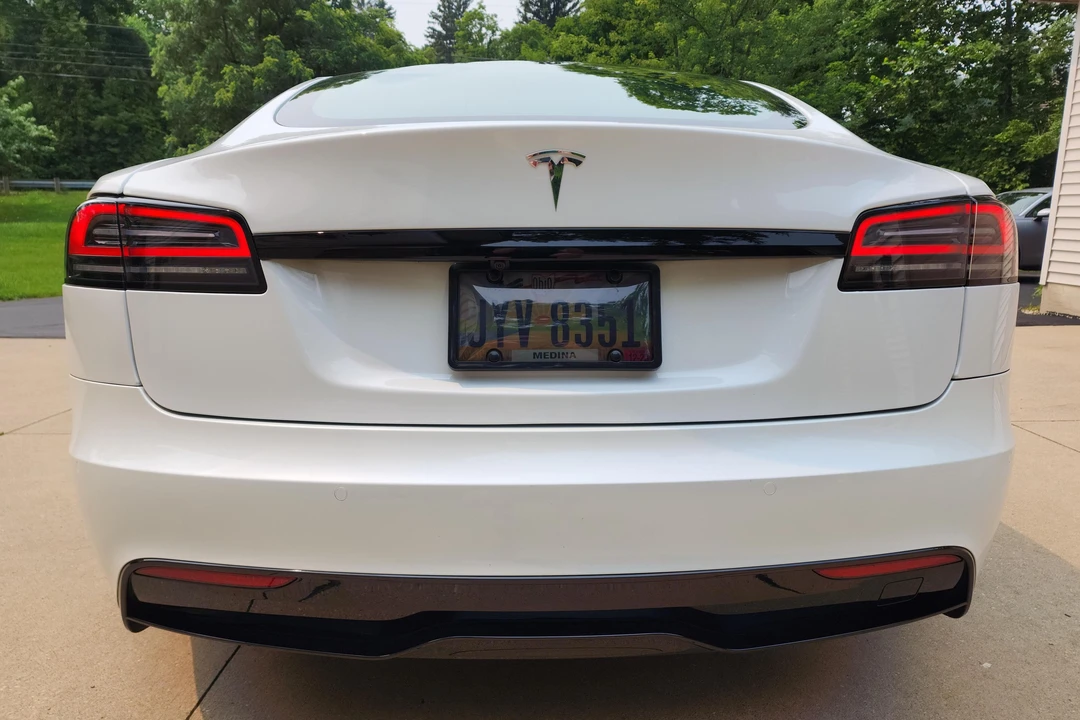 2022 Tesla Model S - Image 5 of 31