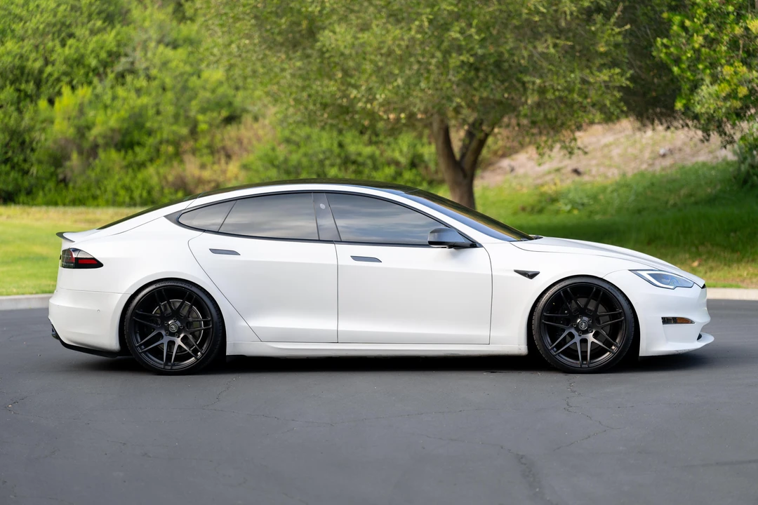 2022 Tesla Model S - Image 3 of 31