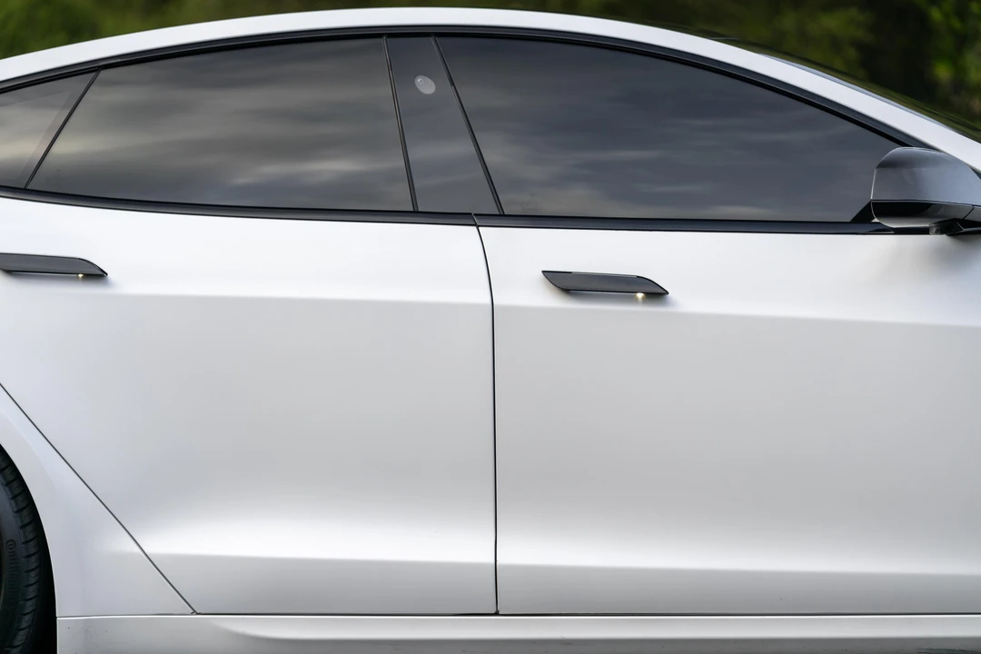 2022 Tesla Model S - Image 20 of 31