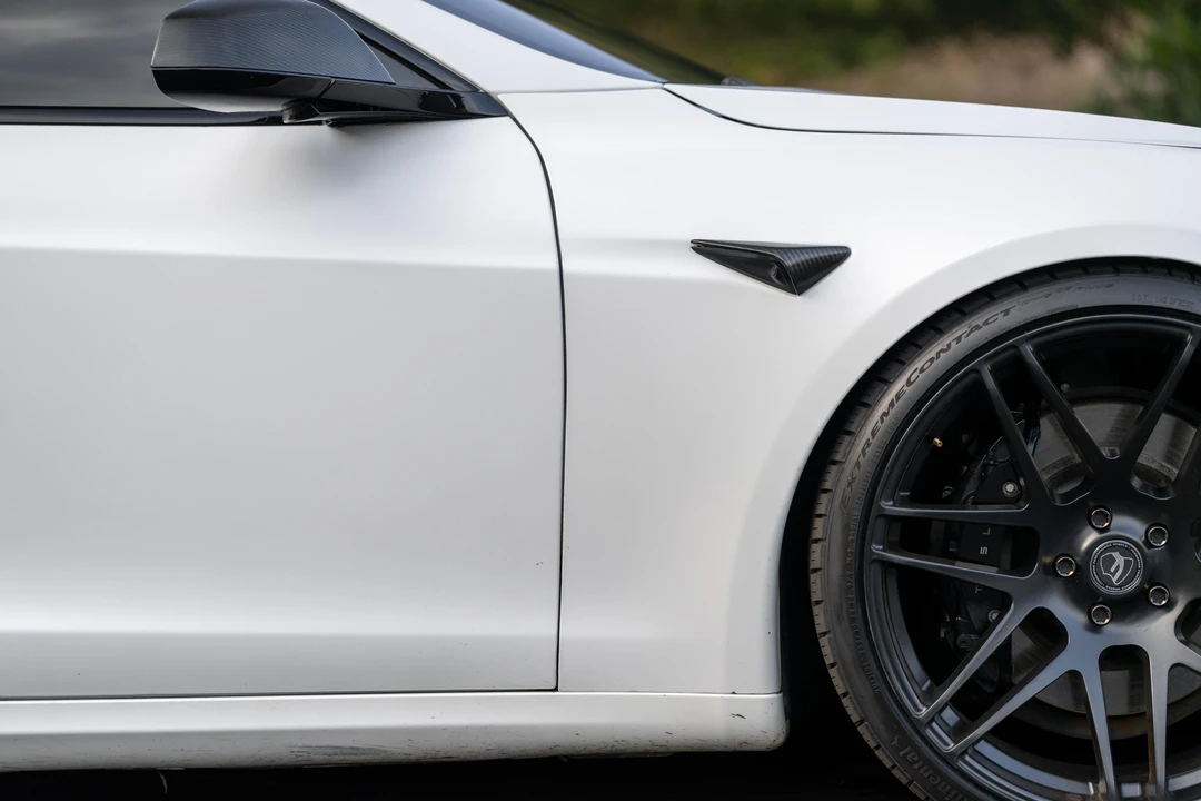 2022 Tesla Model S - Image 21 of 31