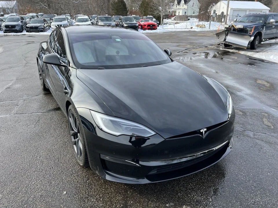 2022 Tesla Model S - Image 10 of 12