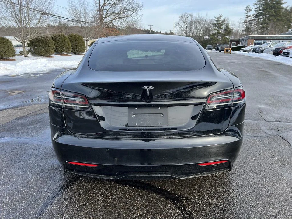 2022 Tesla Model S - Image 4 of 12
