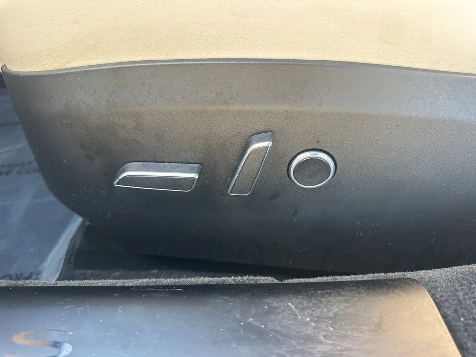 2022 Tesla Model S - Image 10 of 12