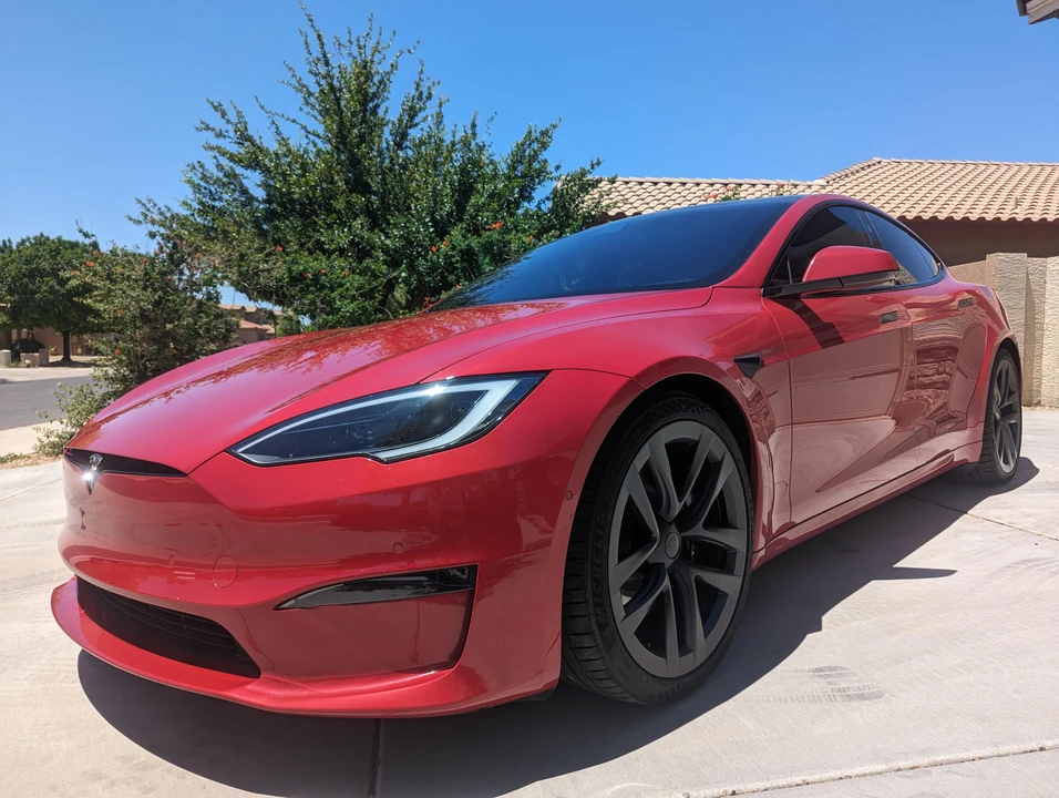 2022 Tesla Model S - Image 9 of 31