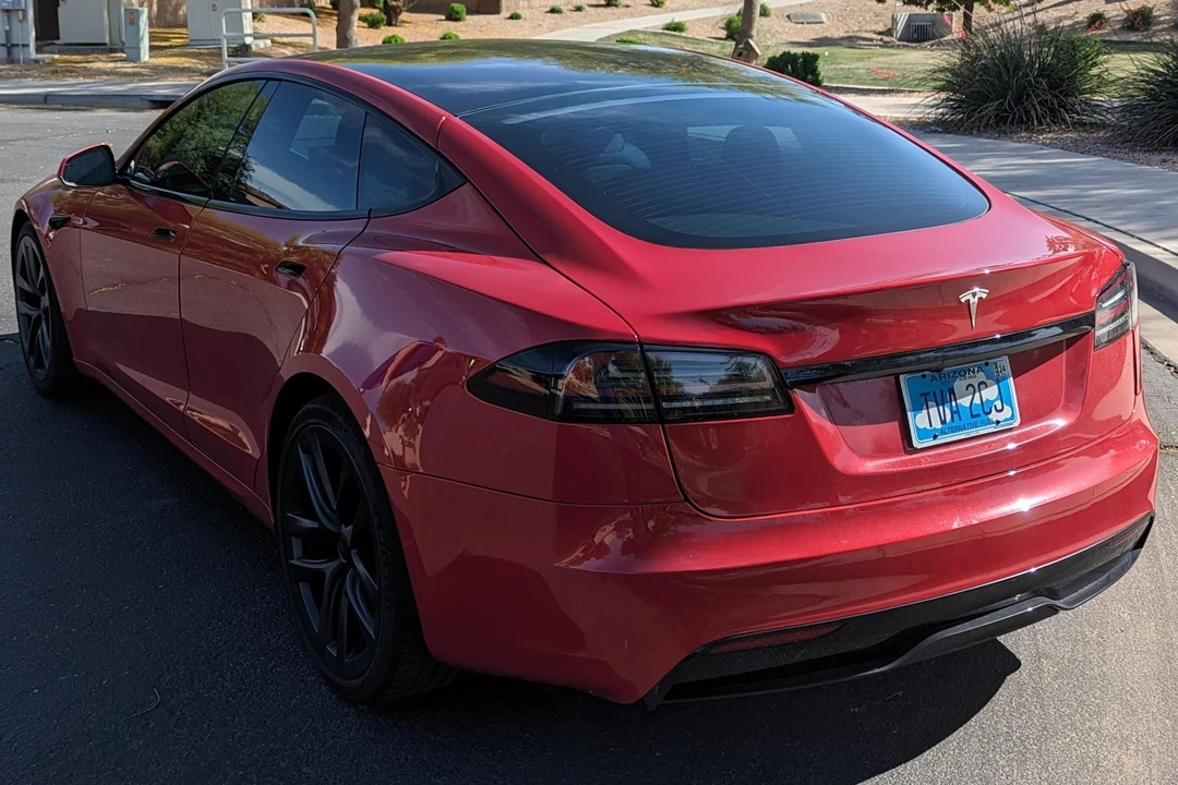 2022 Tesla Model S - Image 10 of 31