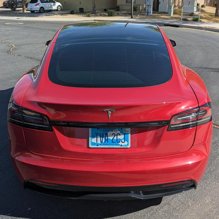 2022 Tesla Model S - Image 12 of 31