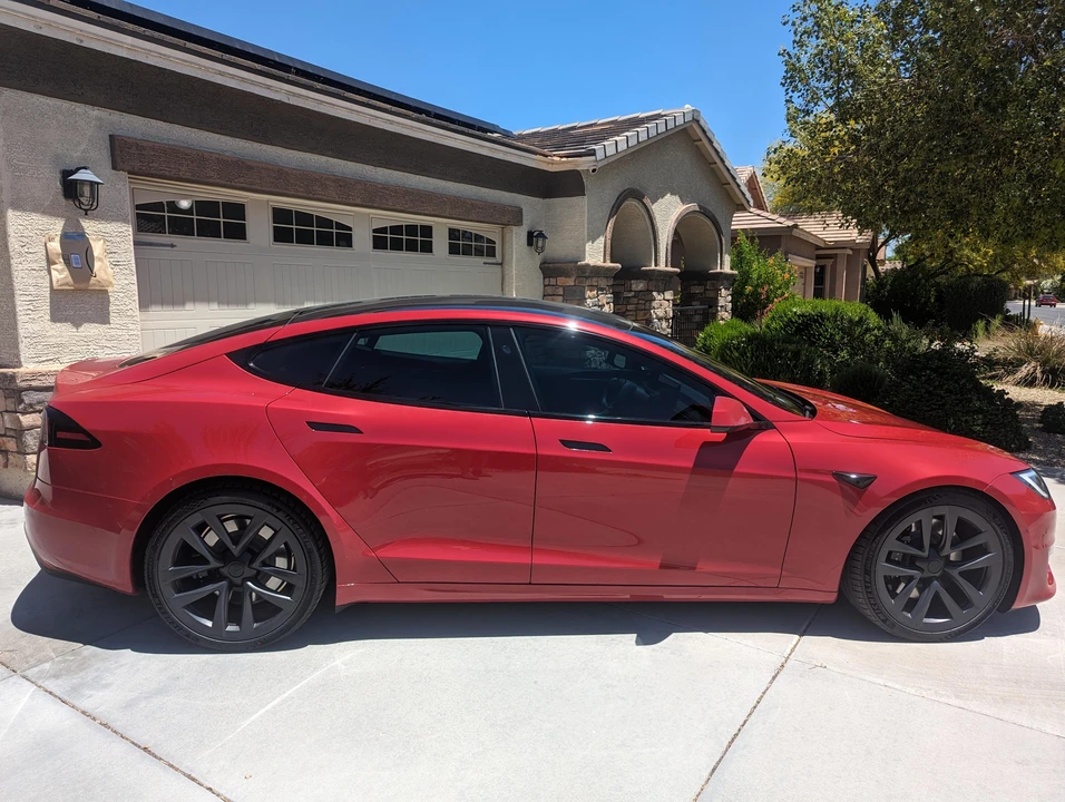 2022 Tesla Model S - Image 21 of 31