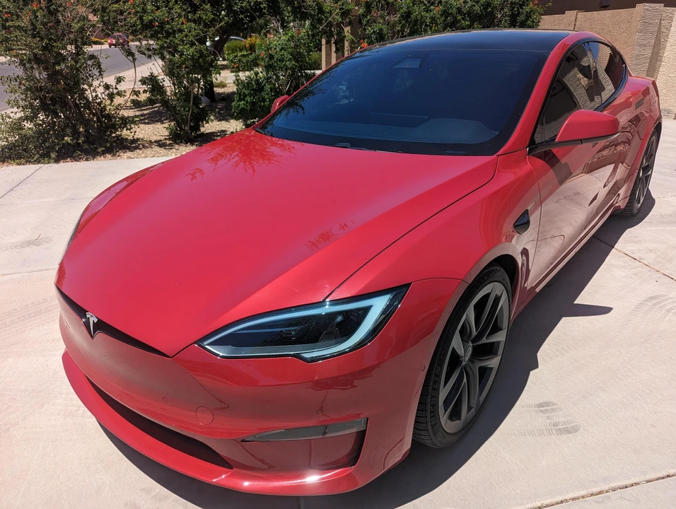 2022 Tesla Model S - Image 8 of 31