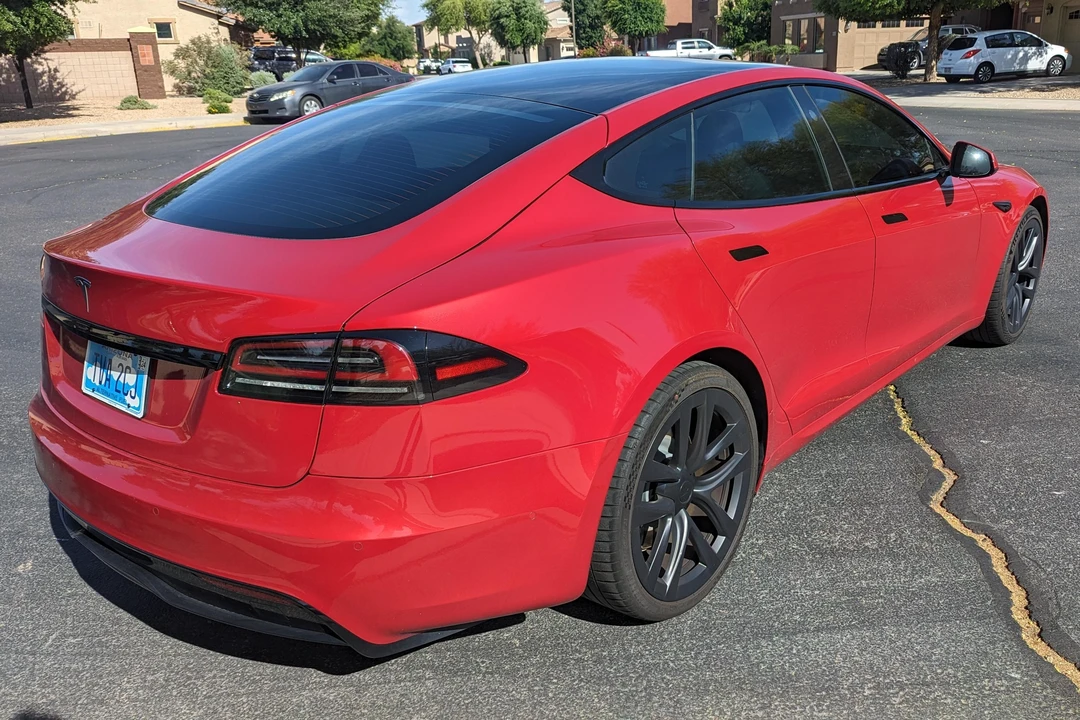 2022 Tesla Model S - Image 16 of 31