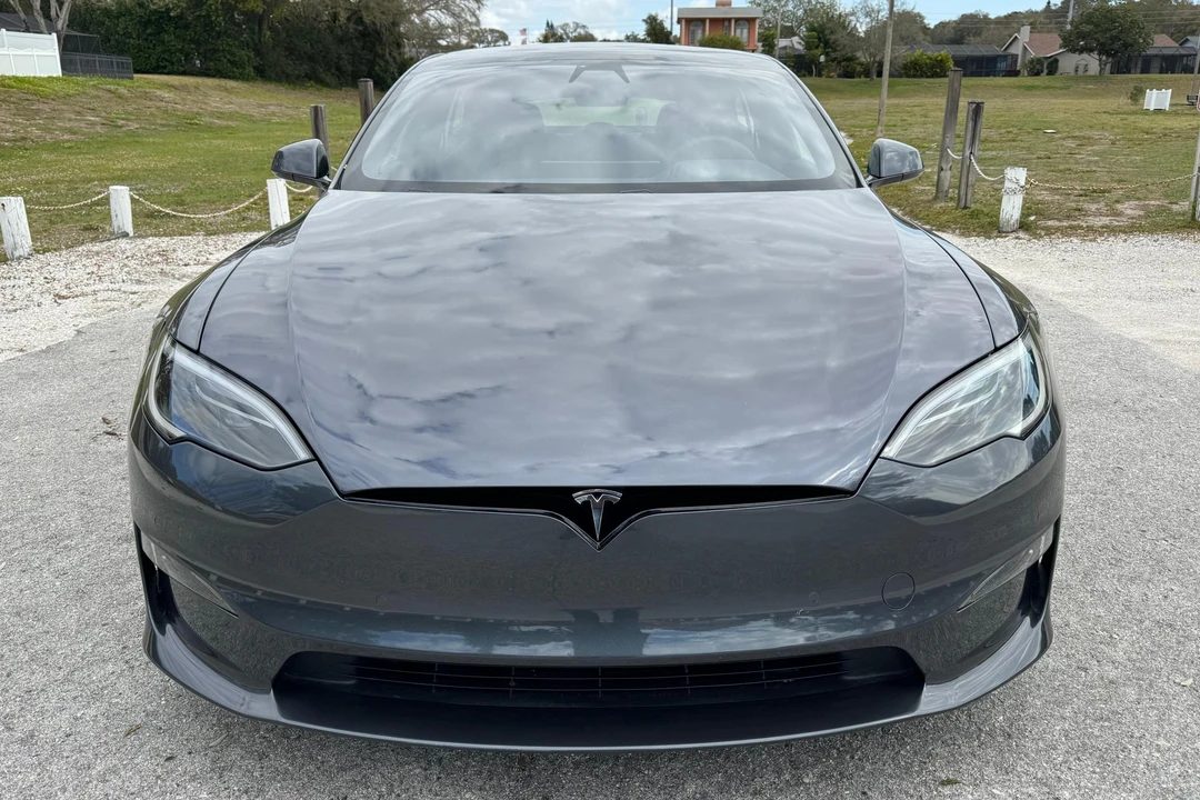 2022 Tesla Model S - Image 2 of 31