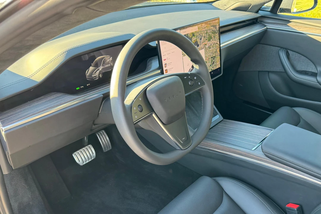 2022 Tesla Model S - Image 31 of 31