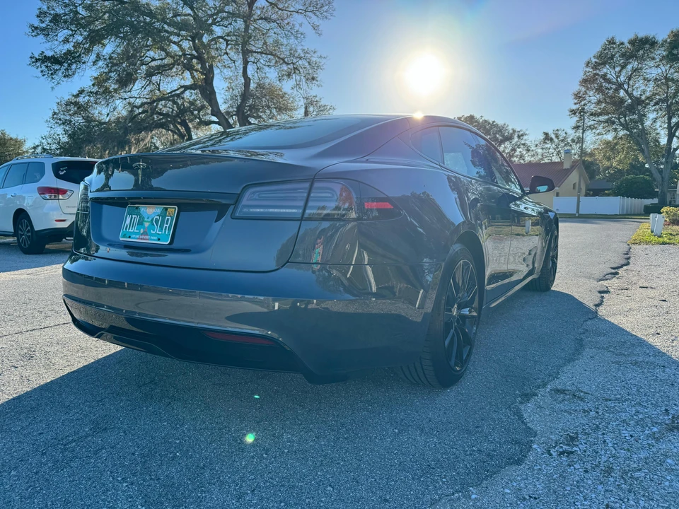 2022 Tesla Model S - Image 18 of 31