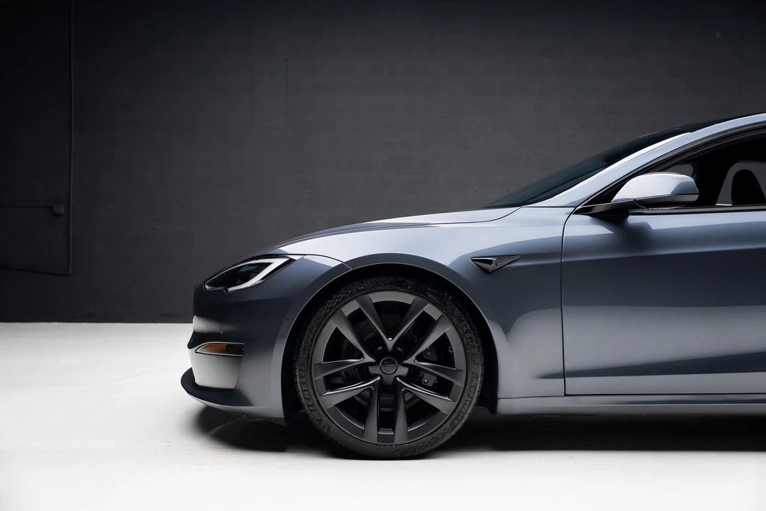 2022 Tesla Model S - Image 17 of 21