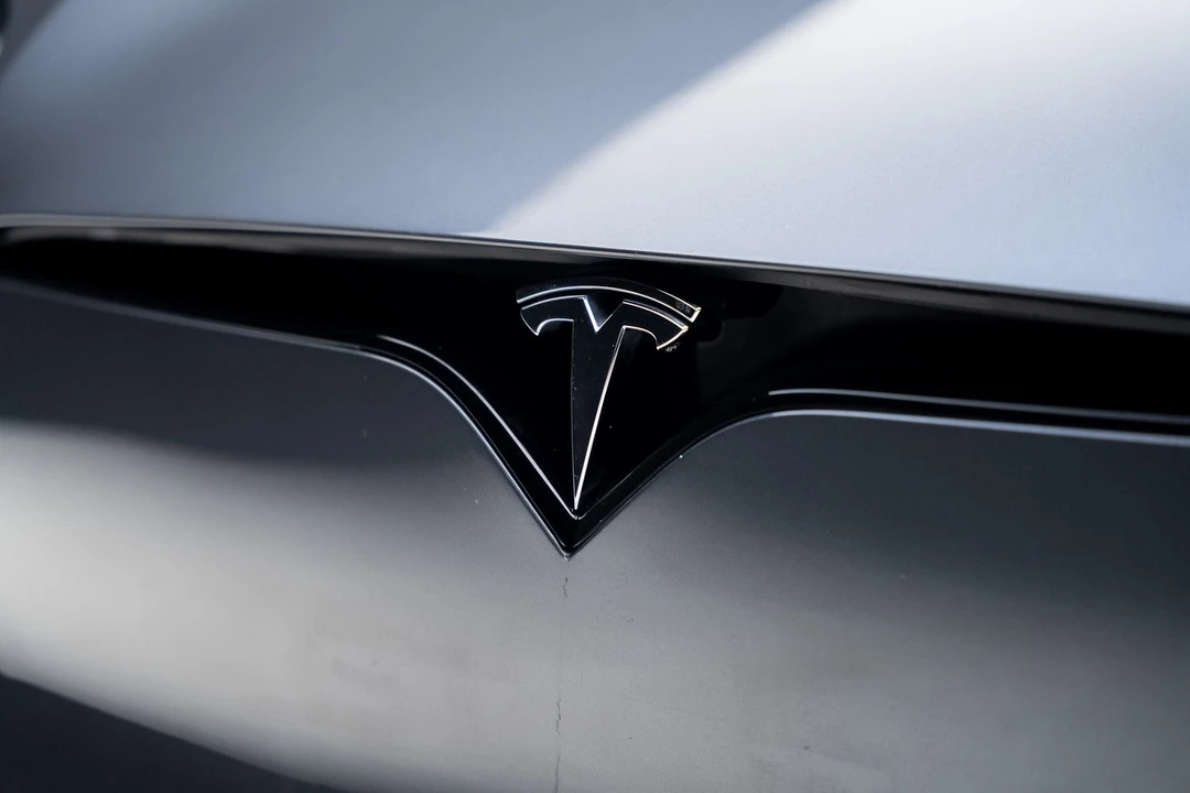 2022 Tesla Model S - Image 12 of 21