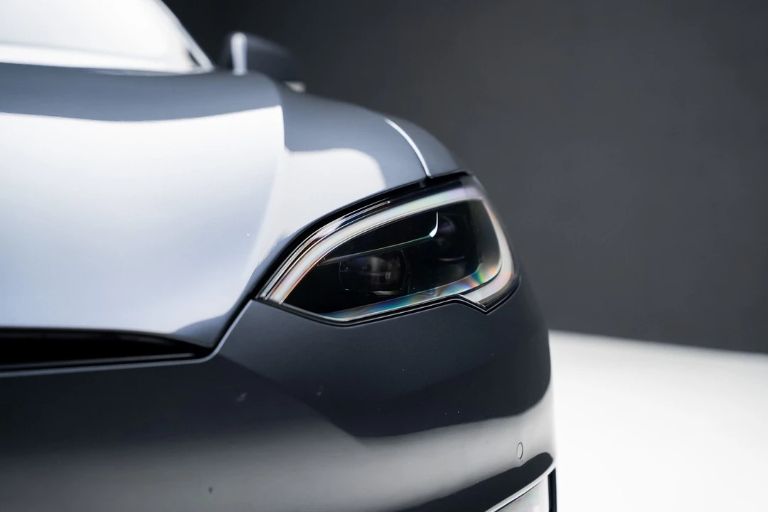 2022 Tesla Model S - Image 9 of 21