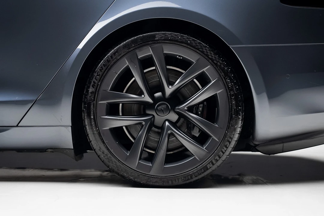 2022 Tesla Model S - Image 20 of 21
