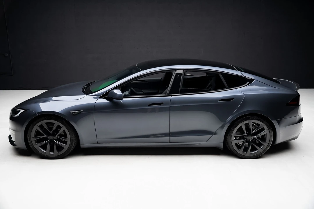 2022 Tesla Model S - Image 15 of 21
