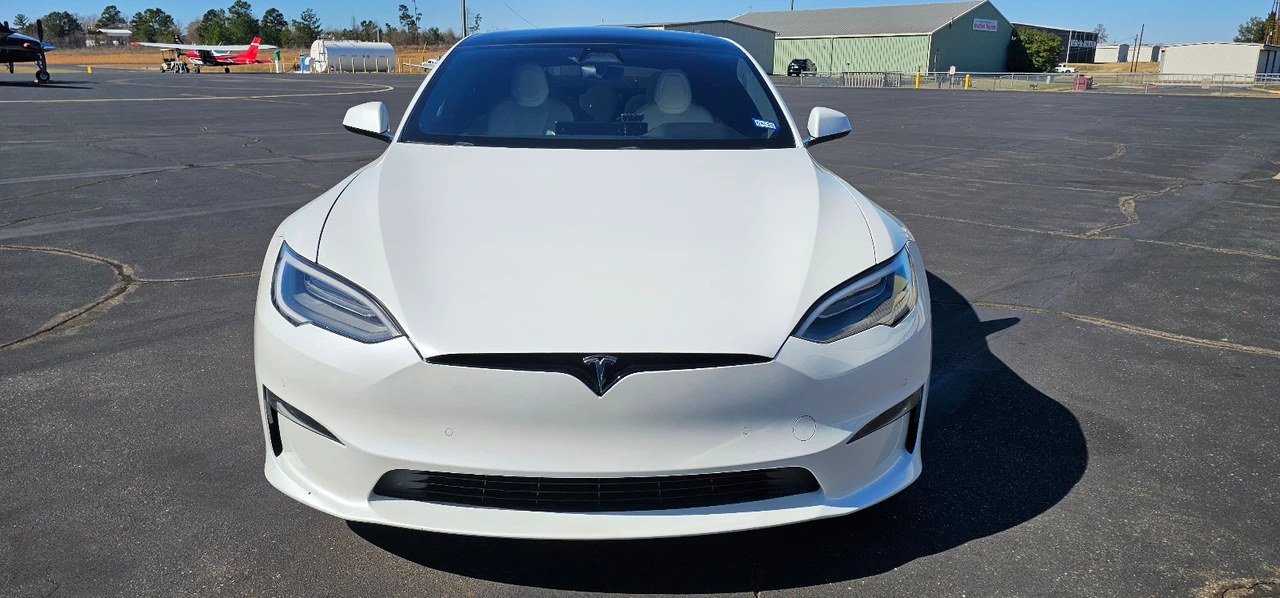 2022 Tesla Model S - Image 4 of 21