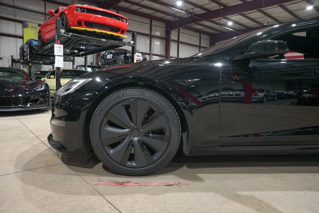 2022 Tesla Model S - Image 3 of 21