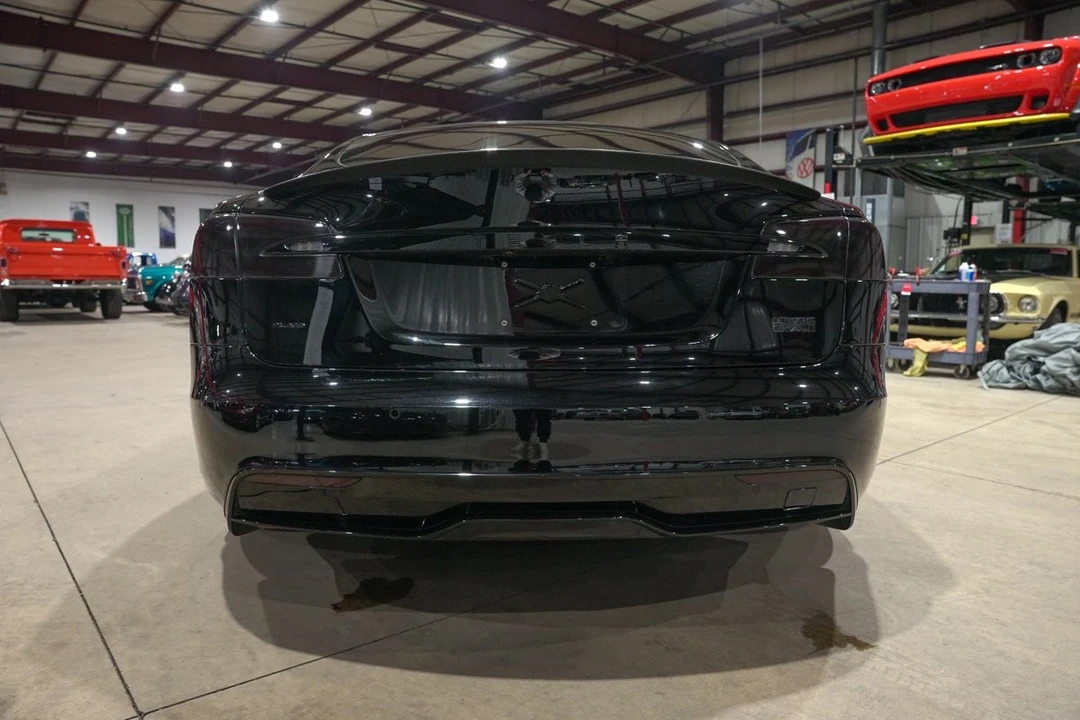 2022 Tesla Model S - Image 7 of 21