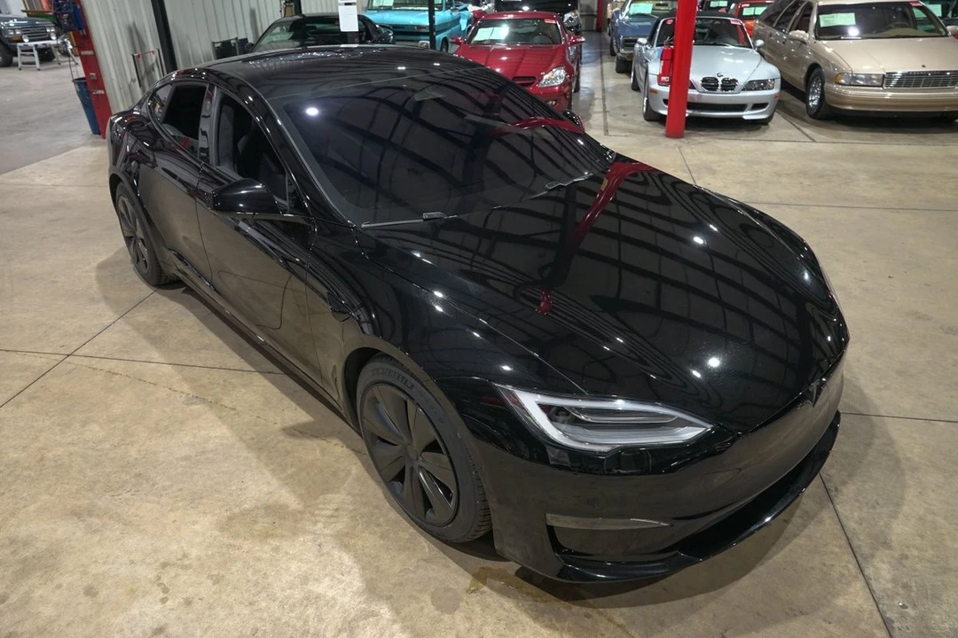 2022 Tesla Model S - Image 14 of 21
