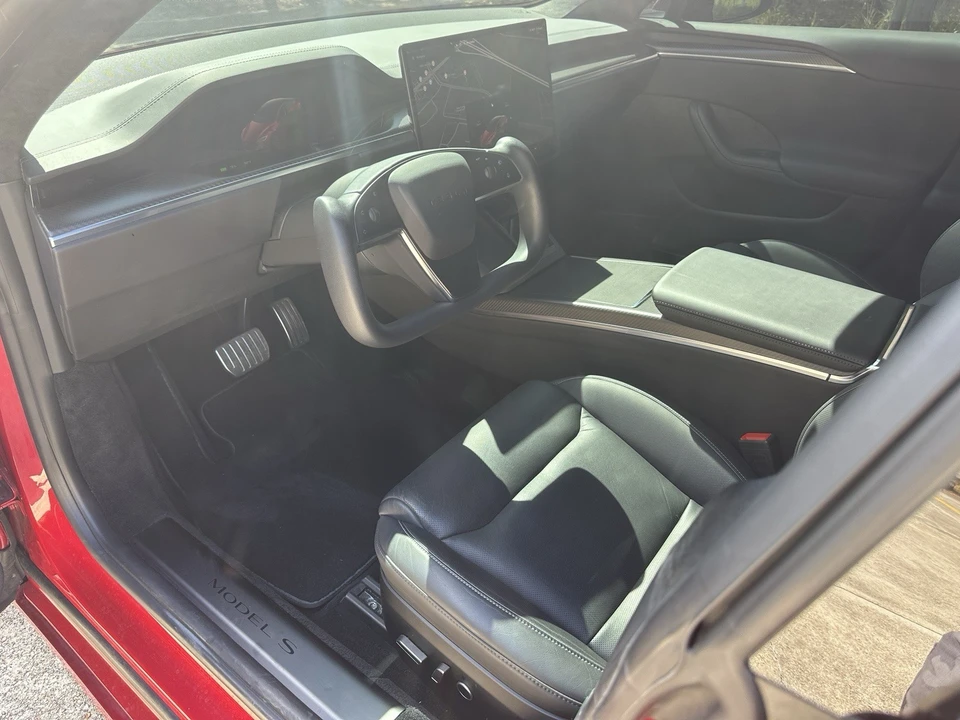 2022 Tesla Model S - Image 10 of 10