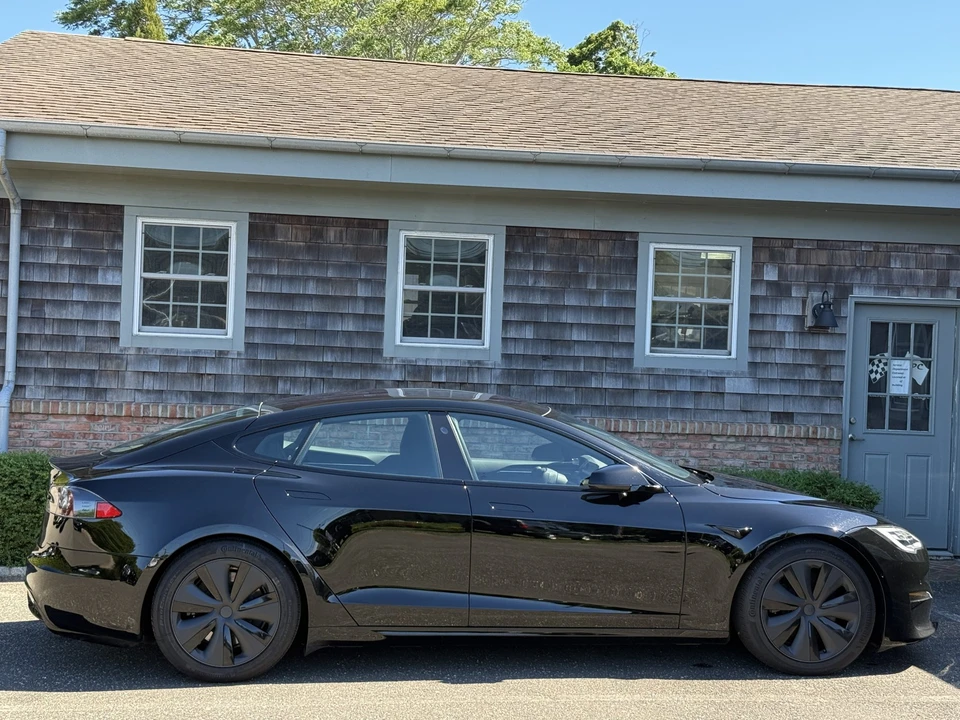2022 Tesla Model S - Image 16 of 31