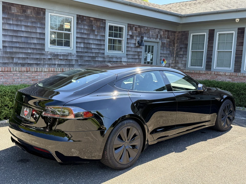 2022 Tesla Model S - Image 15 of 31