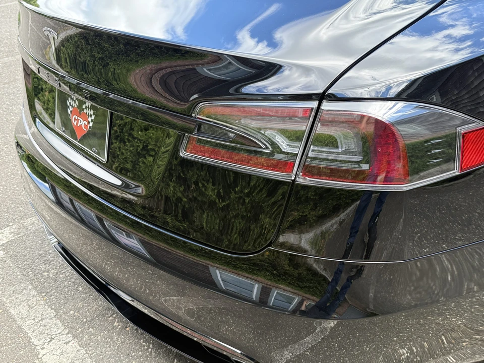 2022 Tesla Model S - Image 24 of 31