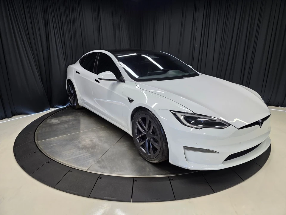 2022 Tesla Model S - Image 6 of 21