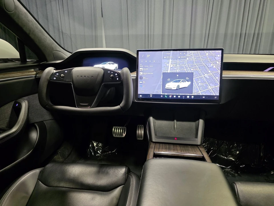 2022 Tesla Model S - Image 18 of 21