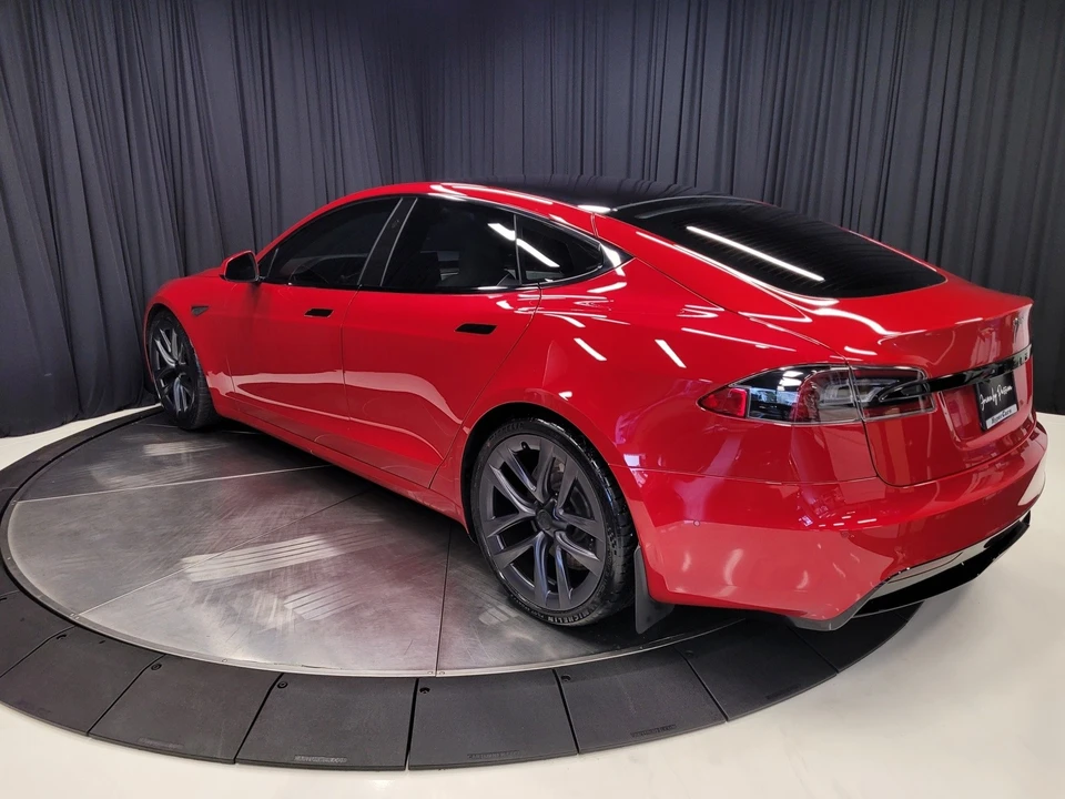 2022 Tesla Model S - Image 10 of 12