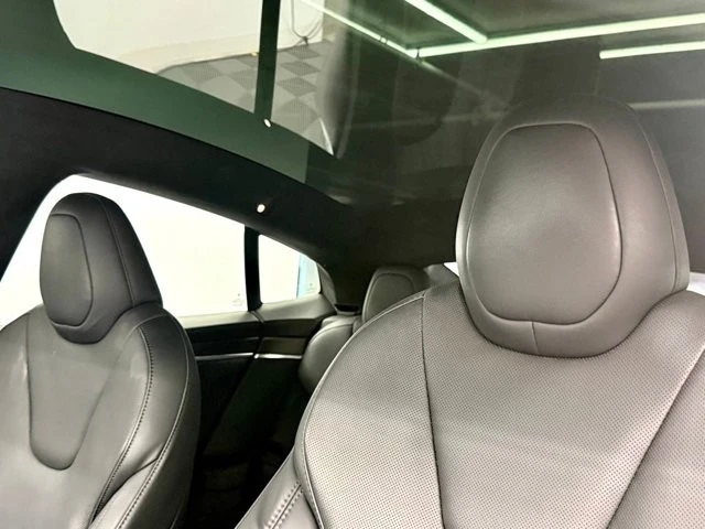 2022 Tesla Model S - Image 23 of 31